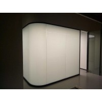 上海商務會議室通電霧化投影墻辦公隔斷兩用玻璃隔斷